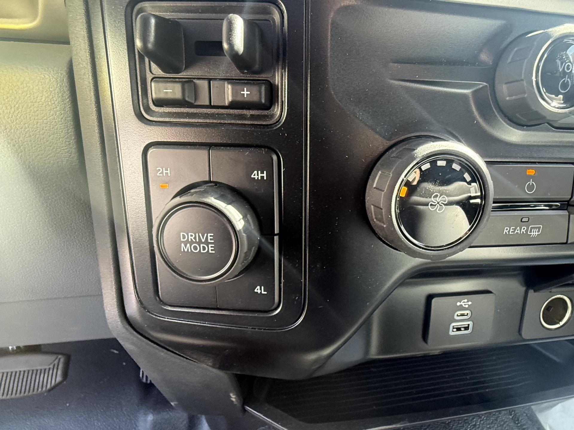 New 2025 Ford F-350 - photo 12