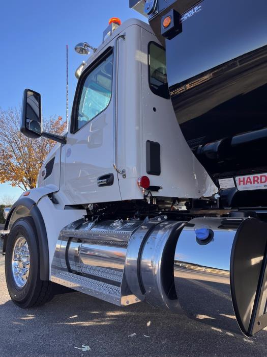 2026 Peterbilt 567-8