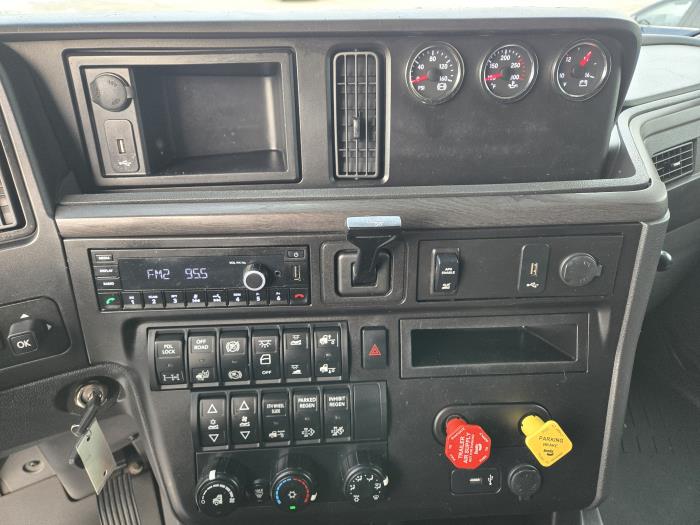 2024 International LT625-12