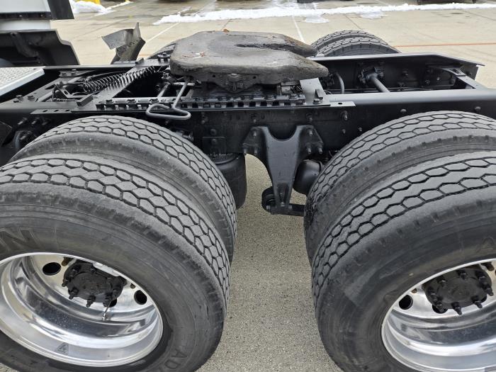 2024 International LT625-19