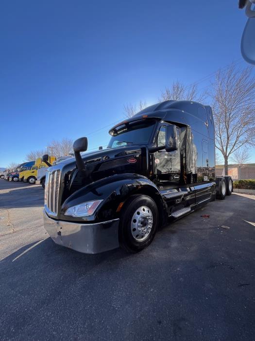 2023 Peterbilt 579-1