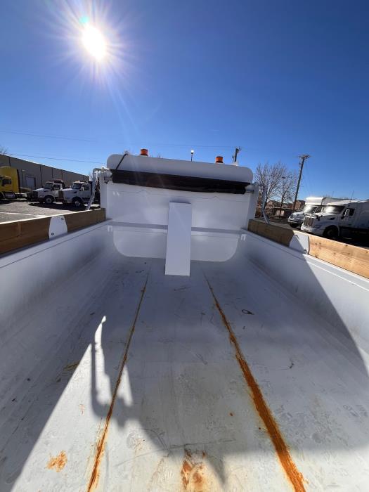 2025 Peterbilt 536-10