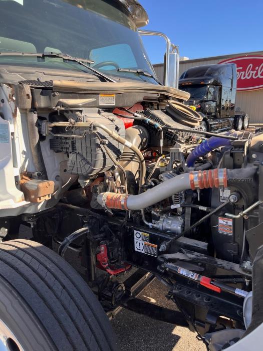 2025 Peterbilt 536-11