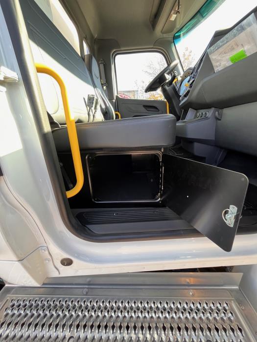 2025 Peterbilt 536-20