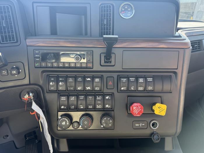 2026 International LT625-1