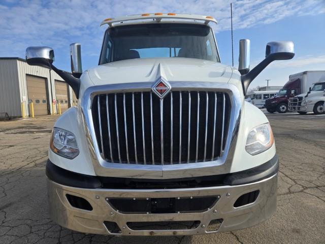 2022 International LT625-2