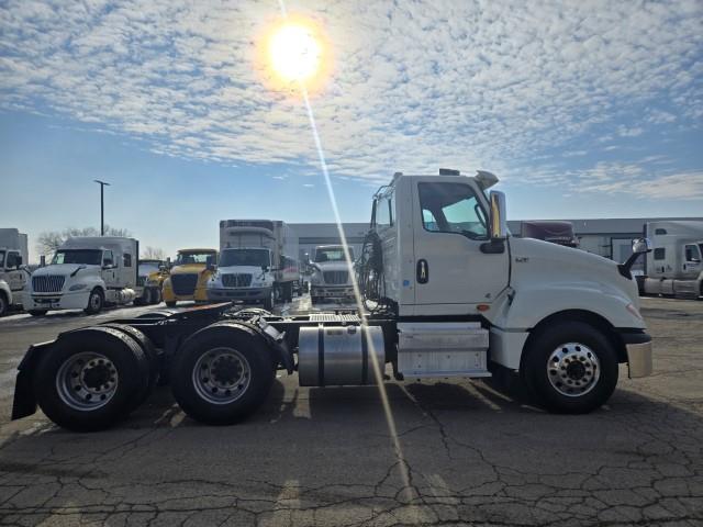 2022 International LT625-4