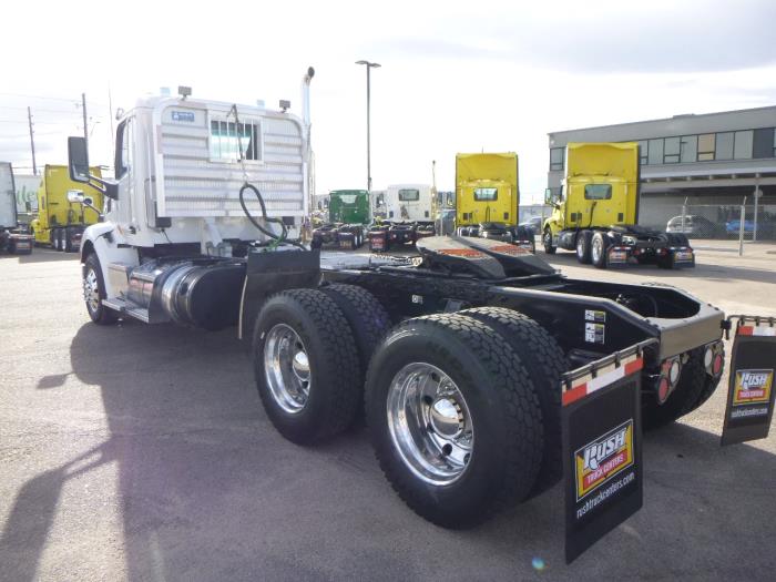 2020 Peterbilt 579-3