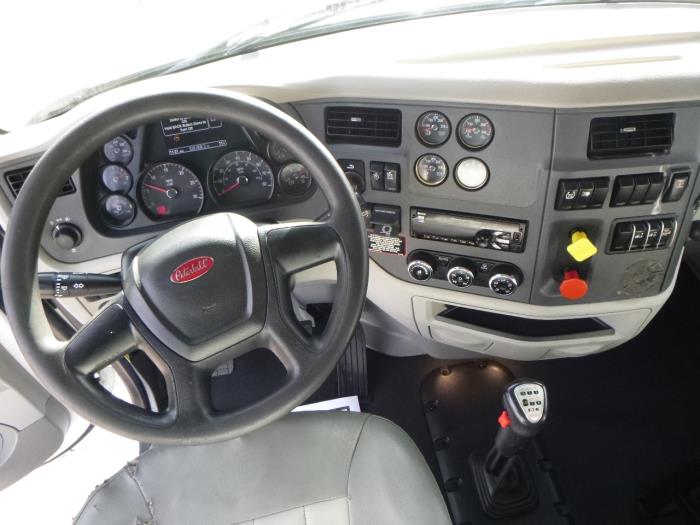 2020 Peterbilt 579-12