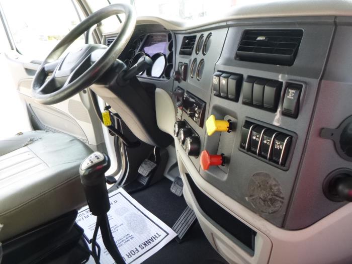 2020 Peterbilt 579-13