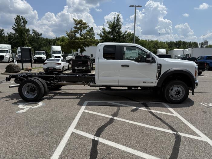 2026 Ford F-550-5