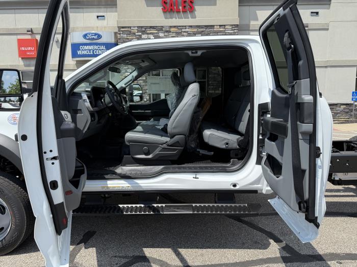 2026 Ford F-550-12