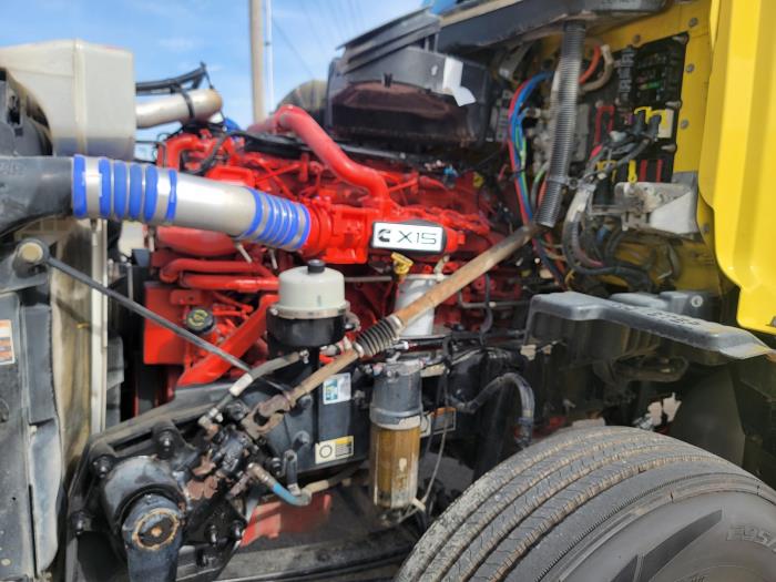 2021 Peterbilt 579-9