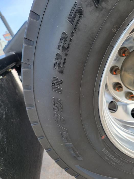 2021 Peterbilt 579-20