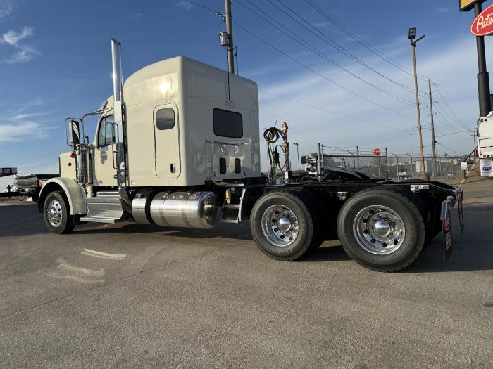 2026 Peterbilt 589-5