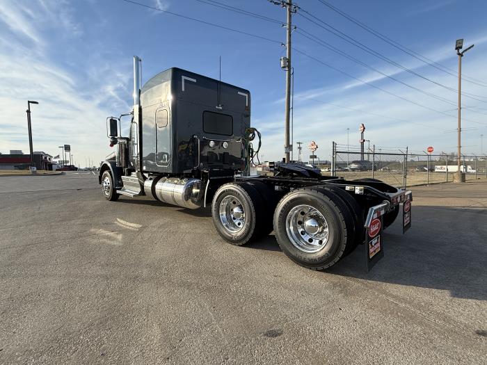 2026 Peterbilt 589-7