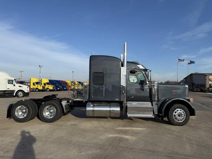 2026 Peterbilt 589-14