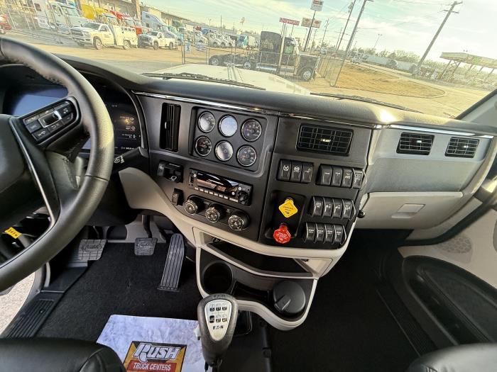 2026 Peterbilt 589-29