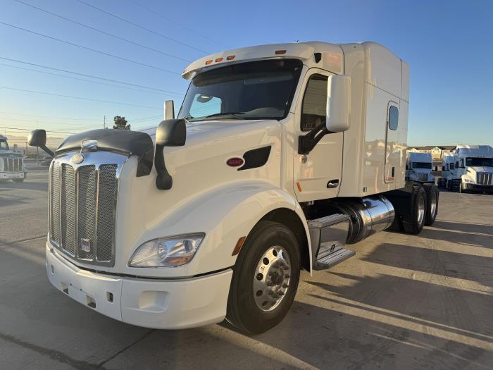 2022 Peterbilt 579-1