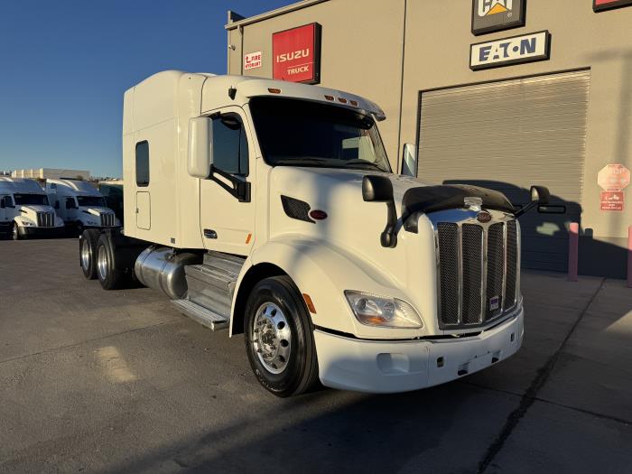 2022 Peterbilt 579-3