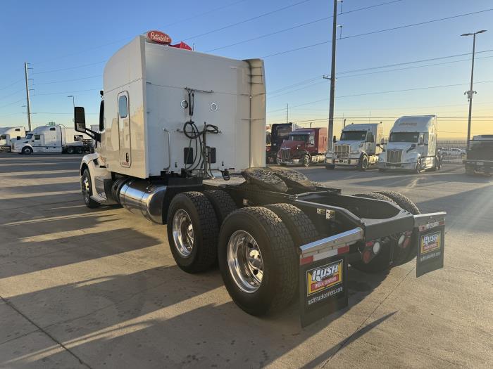 2022 Peterbilt 579-7
