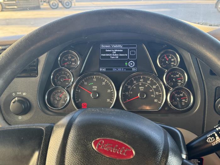 2022 Peterbilt 579-19