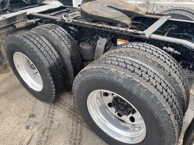 2023 Freightliner Cascadia-4