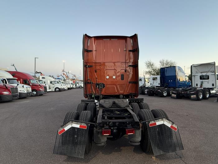 2022 International LT625-3