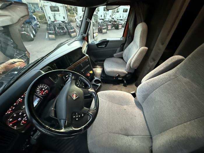 2022 International LT625-9