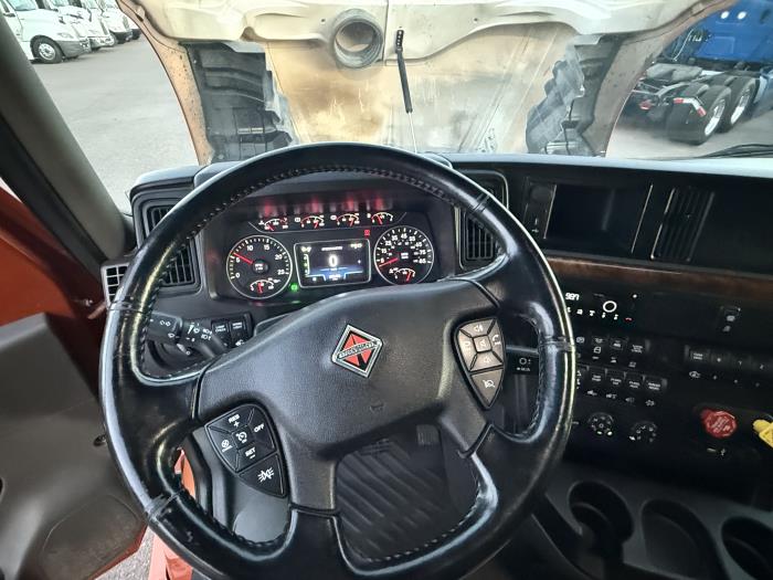 2022 International LT625-11