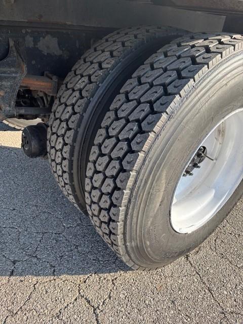 2019 International 4300-8