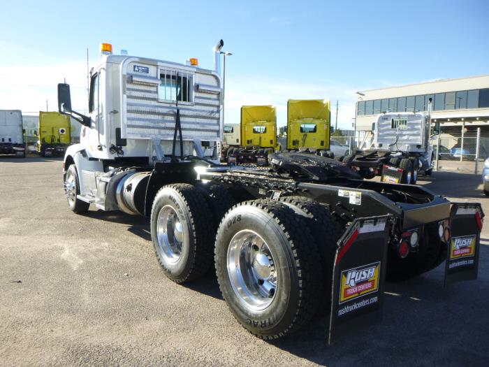2019 Peterbilt 579-2