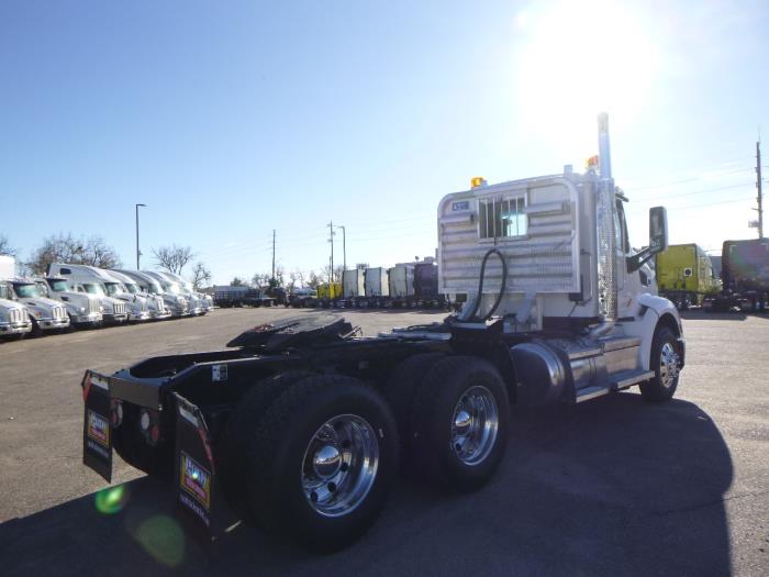 2019 Peterbilt 579-4