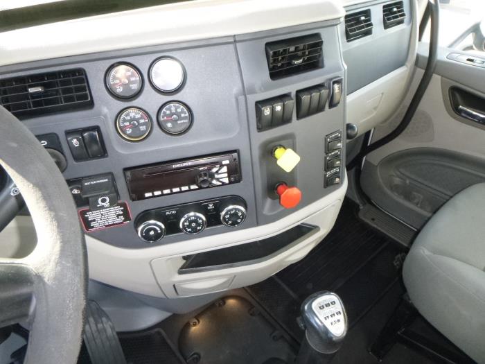 2019 Peterbilt 579-11