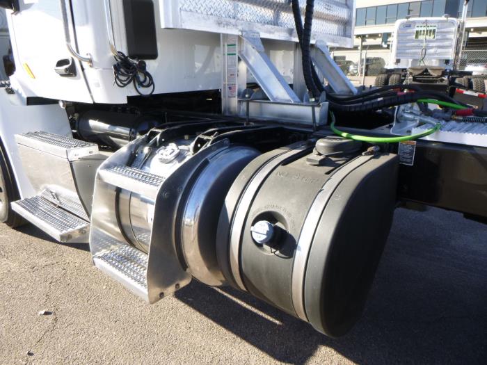 2019 Peterbilt 579-17