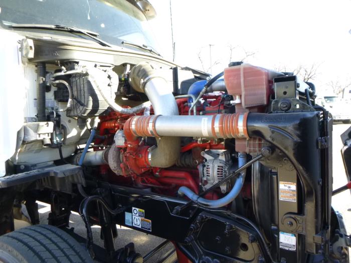 2019 Peterbilt 579-24