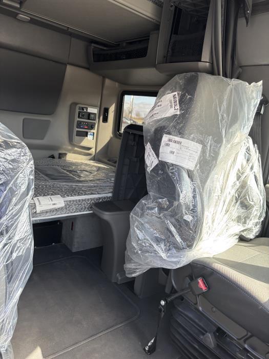 2026 International LT625-8