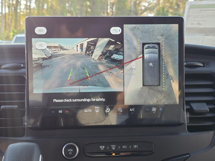 2026 Ford Transit-250-22