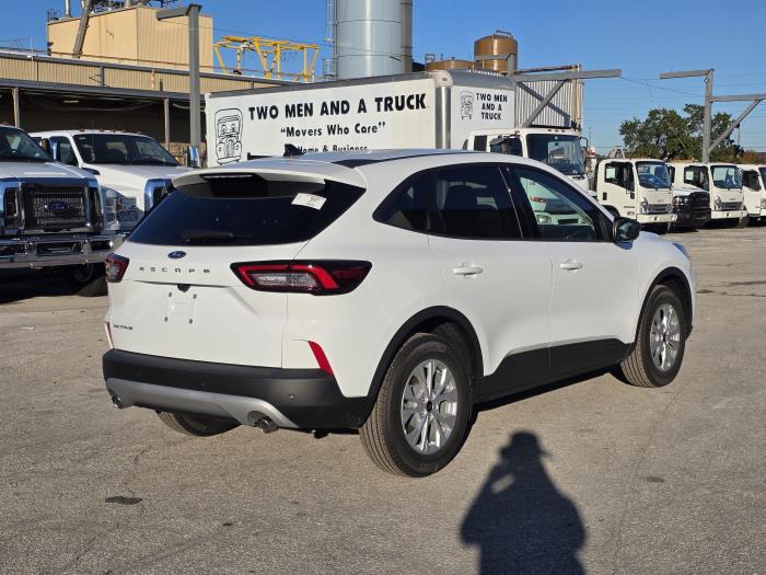 2026 Ford Escape-4