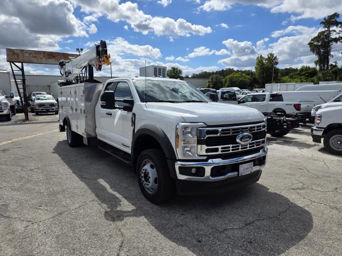 2025 Ford F-550-3
