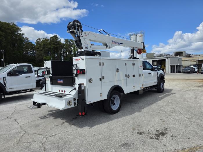 2025 Ford F-550-5