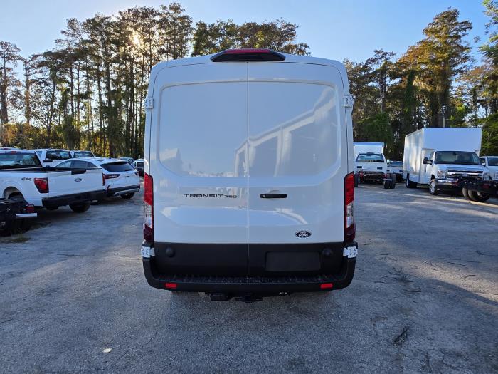 2026 Ford Transit-250-6