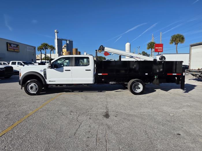 2025 Ford F-550-8