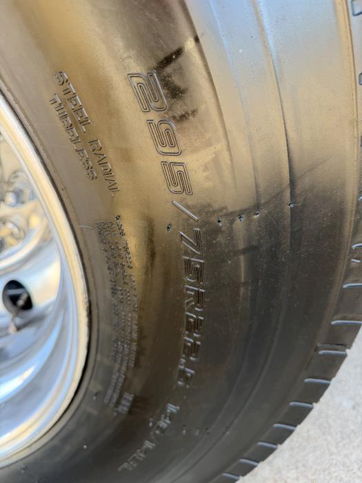 2019 Peterbilt 579-8