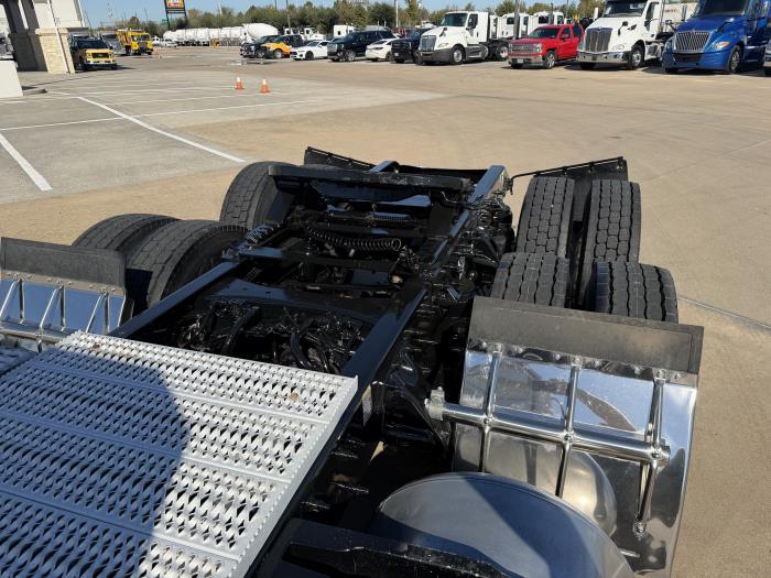 2019 Peterbilt 579-13