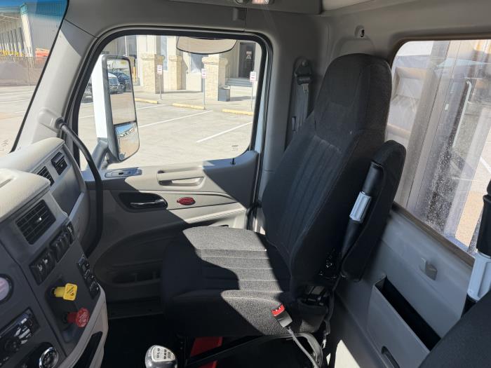 2019 Peterbilt 579-23