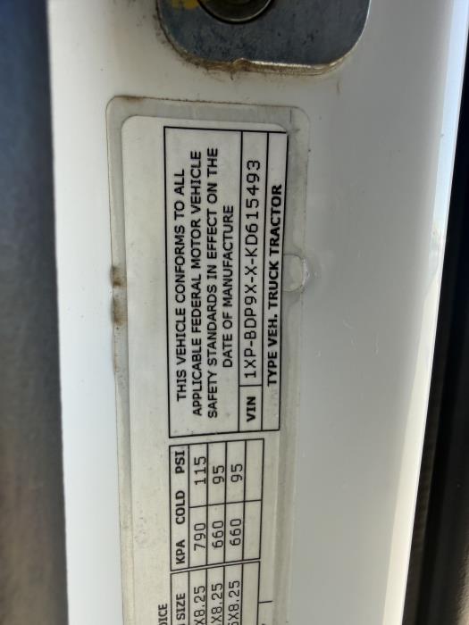 2019 Peterbilt 579-25