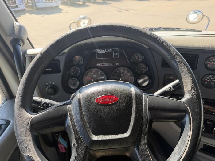 2019 Peterbilt 579-29