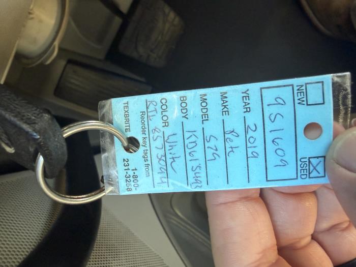 2019 Peterbilt 579-31