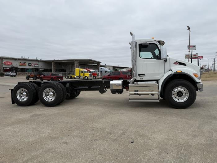 2026 Peterbilt 548-18